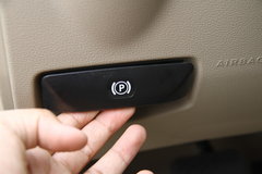 2011款 E200L 1.8T CGI优雅型