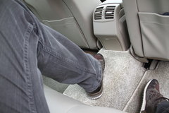 2011款 E200L 1.8T CGI优雅型