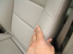 2011款 E200L 1.8T CGI优雅型
