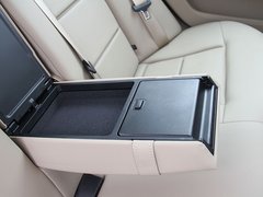 2011款 E200L 1.8T CGI优雅型