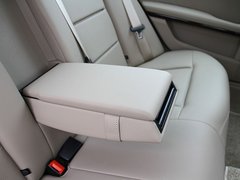 2011款 E200L 1.8T CGI优雅型