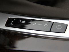 2011款 E200L 1.8T CGI优雅型