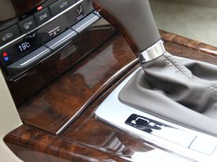 2011款 E200L 1.8T CGI优雅型
