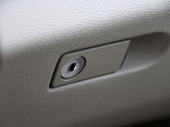 2011款 E200L 1.8T CGI优雅型