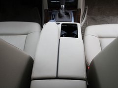 2011款 E200L 1.8T CGI优雅型
