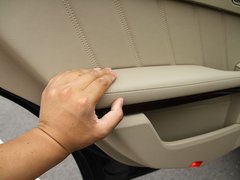 2011款 E200L 1.8T CGI优雅型