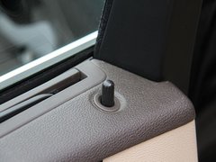 2011款 E200L 1.8T CGI优雅型