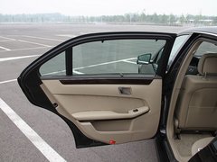2011款 E200L 1.8T CGI优雅型