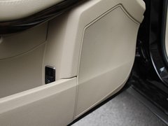 2011款 E200L 1.8T CGI优雅型