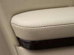 2011款 E200L 1.8T CGI优雅型