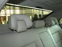 2011款 E200L 1.8T CGI优雅型