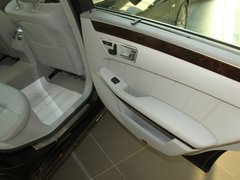 2011款 E200L 1.8T CGI优雅型