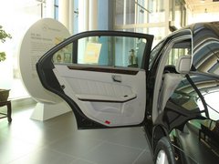 2011款 E200L 1.8T CGI优雅型