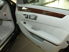 2011款 E200L 1.8T CGI优雅型