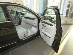 2011款 E200L 1.8T CGI优雅型