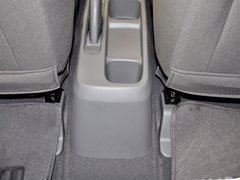 2010款 三厢 1.4SX EMT 优逸版
