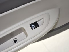 2010款 三厢 1.4SX EMT 优逸版