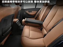 2011款 330i 3.0L 双门轿跑车