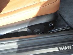 2011款 330i 3.0L 双门轿跑车