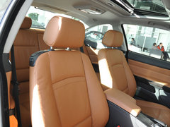 2011款 330i 3.0L 双门轿跑车