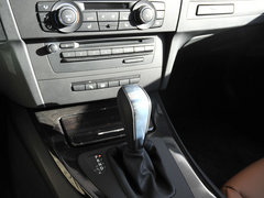 2011款 330i 3.0L 双门轿跑车