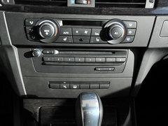 2011款 330i 3.0L 双门轿跑车
