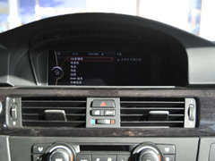 2011款 330i 3.0L 双门轿跑车