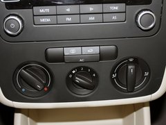 2011款 1.6L 自动 时尚型