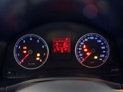 2011款 1.6L 自动 时尚型