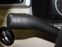 2011款 1.6L 自动 时尚型