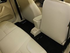 2011款 1.6L 自动 时尚型