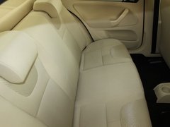 2011款 1.6L 自动 时尚型