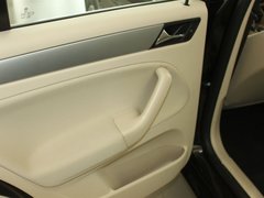 2011款 1.6L 自动 时尚型