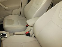 2011款 1.6L 自动 时尚型