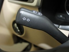 2011款 1.6L 自动 时尚型