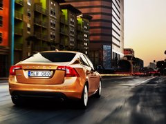 2011款 2.0T DCT 舒适型