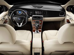 2011款 2.0T DCT 舒适型