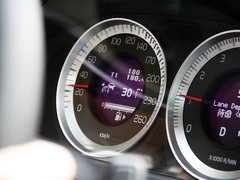 2011款 3.0T 自动 智尊版 AWD