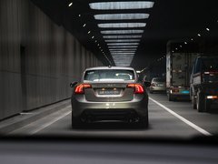 2011款 3.0T 自动 智尊版 AWD