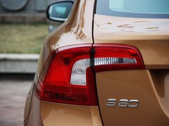 2011款 3.0T 自动 智尊版 AWD