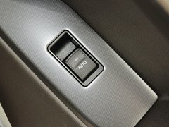 2010款 4.0L AT TX-L 7座