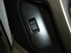 2010款 4.0L AT VX NAVI 7座