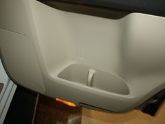 2010款 4.0L AT VX NAVI 7座