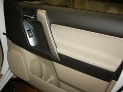 2010款 4.0L AT VX NAVI 7座