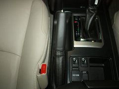 2010款 4.0L AT VX NAVI 7座