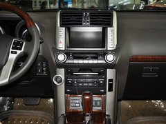 2010款 4.0L AT VX NAVI 7座