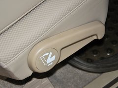 2010款 4.0L AT VX NAVI 7座