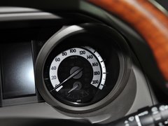 2010款 4.0L AT VX NAVI 7座