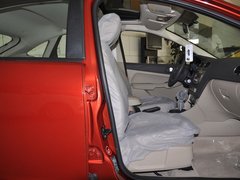 2011款 两厢 1.8L 自动 时尚型