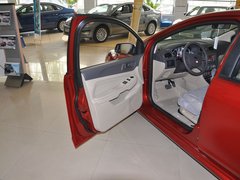 2011款 两厢 1.8L 自动 时尚型